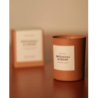 Парфумована свічка PATCHOULI&CEDAR